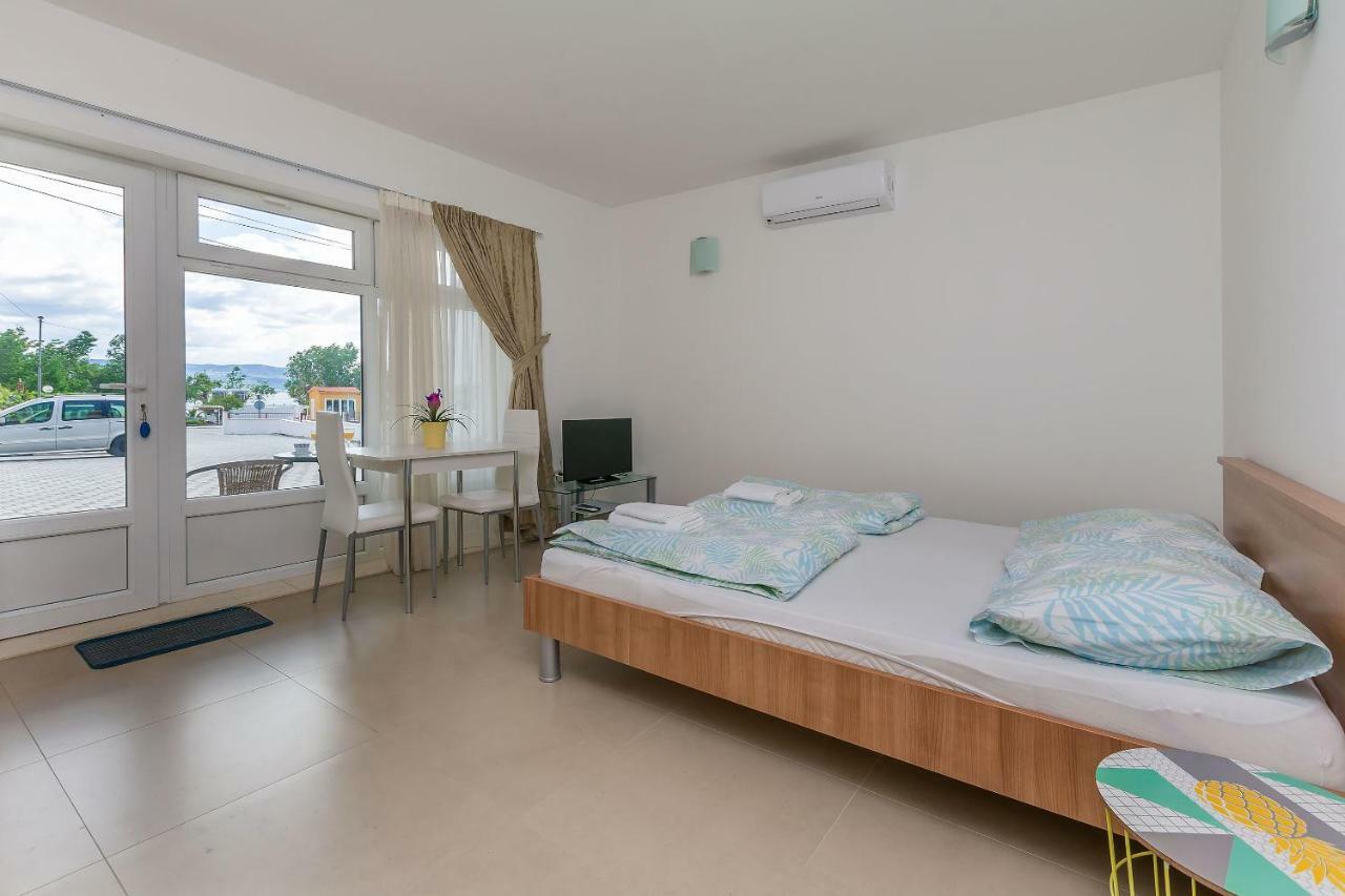Apartments Villa Aquamarine Duće Esterno foto
