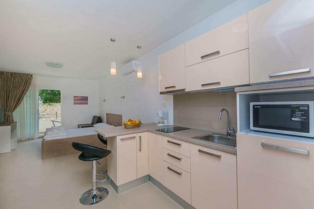 Apartments Villa Aquamarine Duće Esterno foto