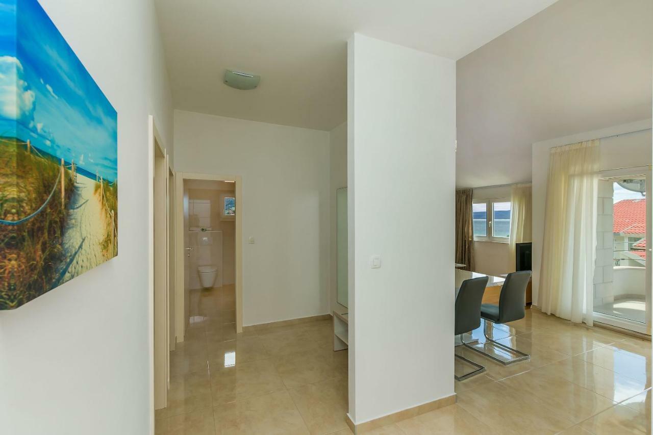 Apartments Villa Aquamarine Duće Esterno foto