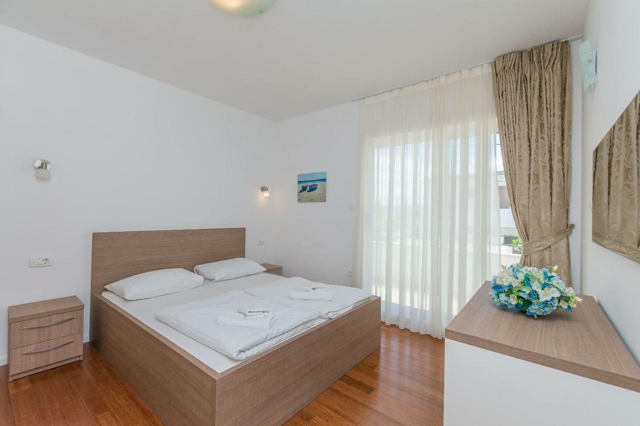 Apartments Villa Aquamarine Duće Esterno foto
