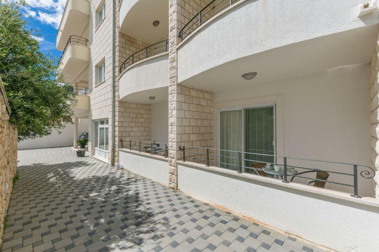 Apartments Villa Aquamarine Duće Esterno foto