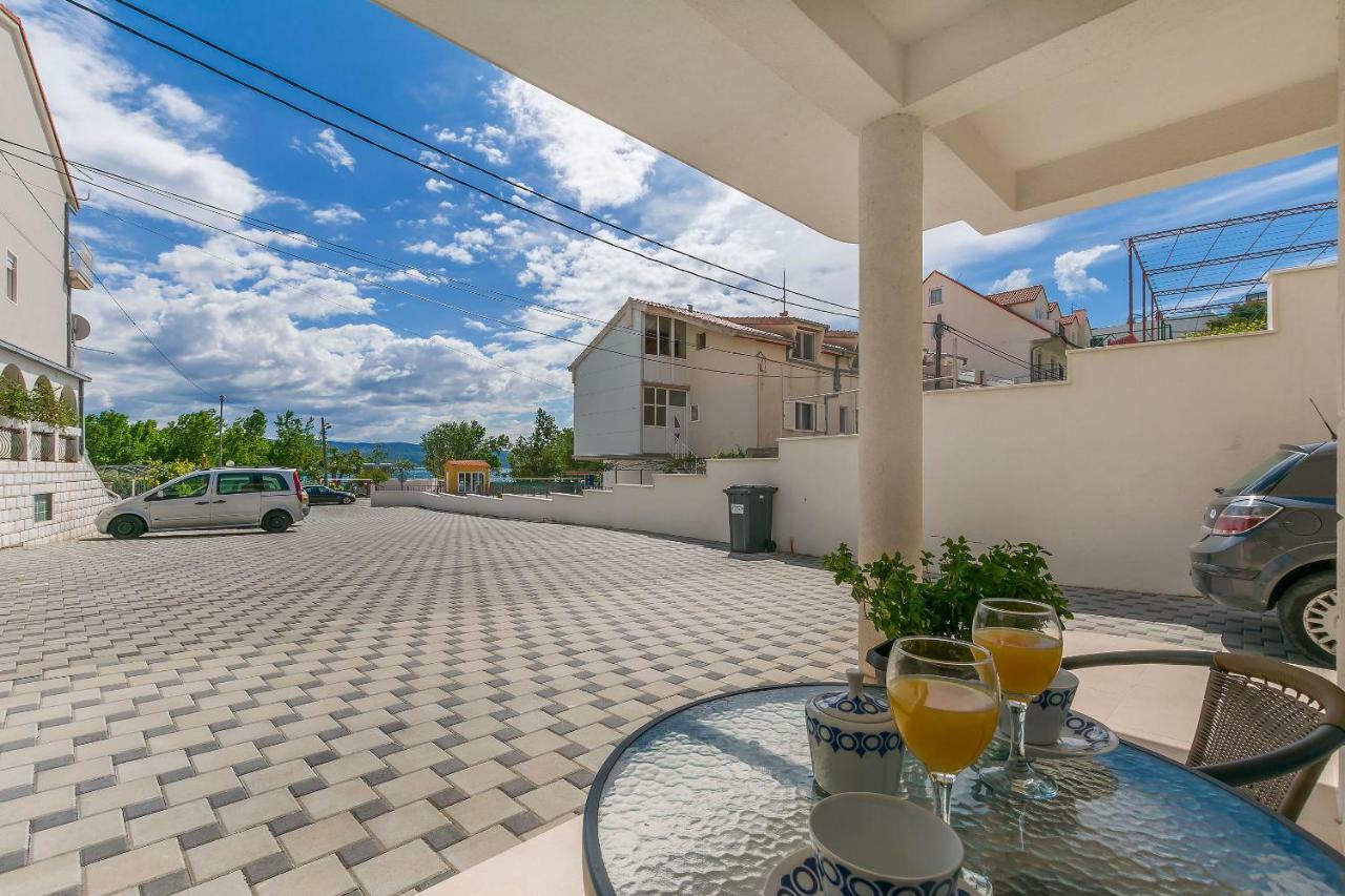 Apartments Villa Aquamarine Duće Esterno foto