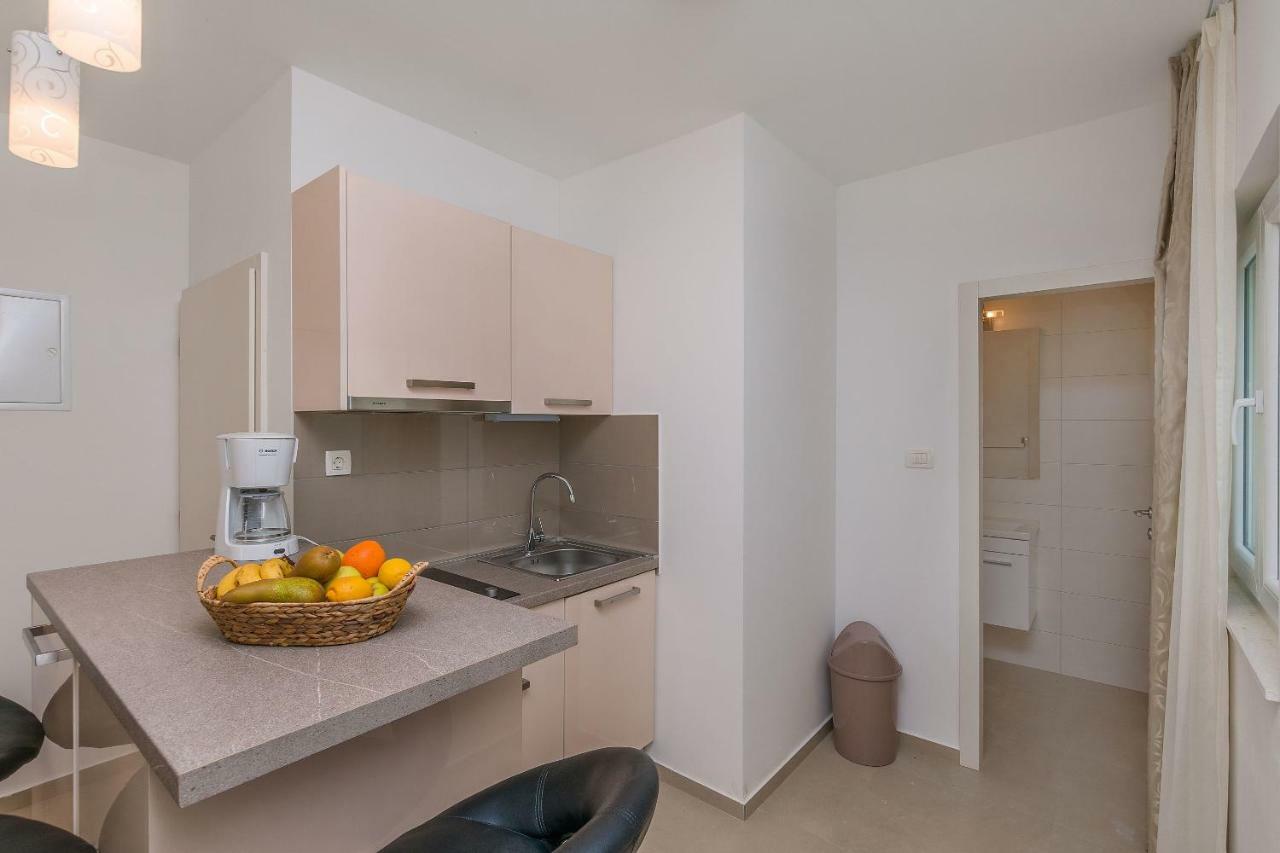 Apartments Villa Aquamarine Duće Esterno foto