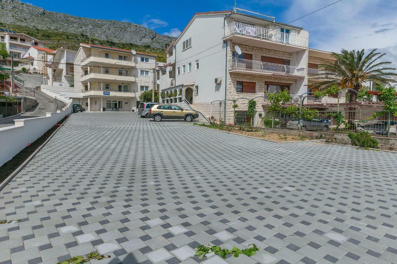 Apartments Villa Aquamarine Duće Esterno foto